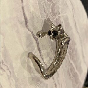 Sliver cat ring